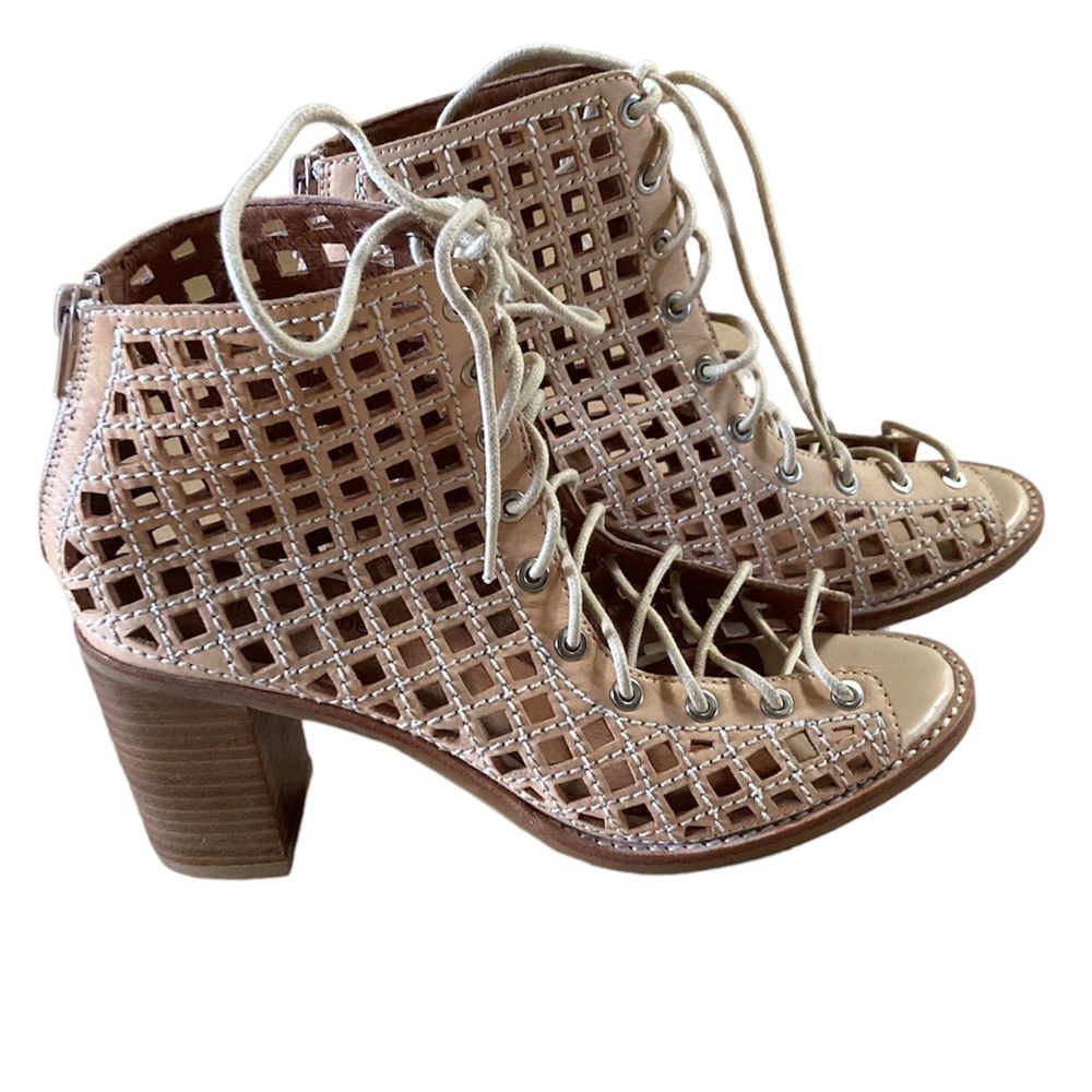 Jeffrey Campbell Cors Cut 2 Laser Block Heels size 8.5
